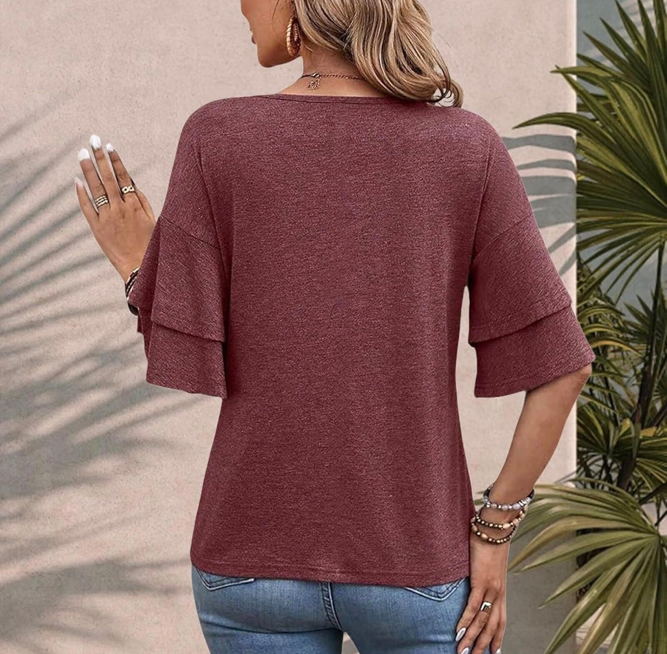 Blusa con Volantes Rojo Vino