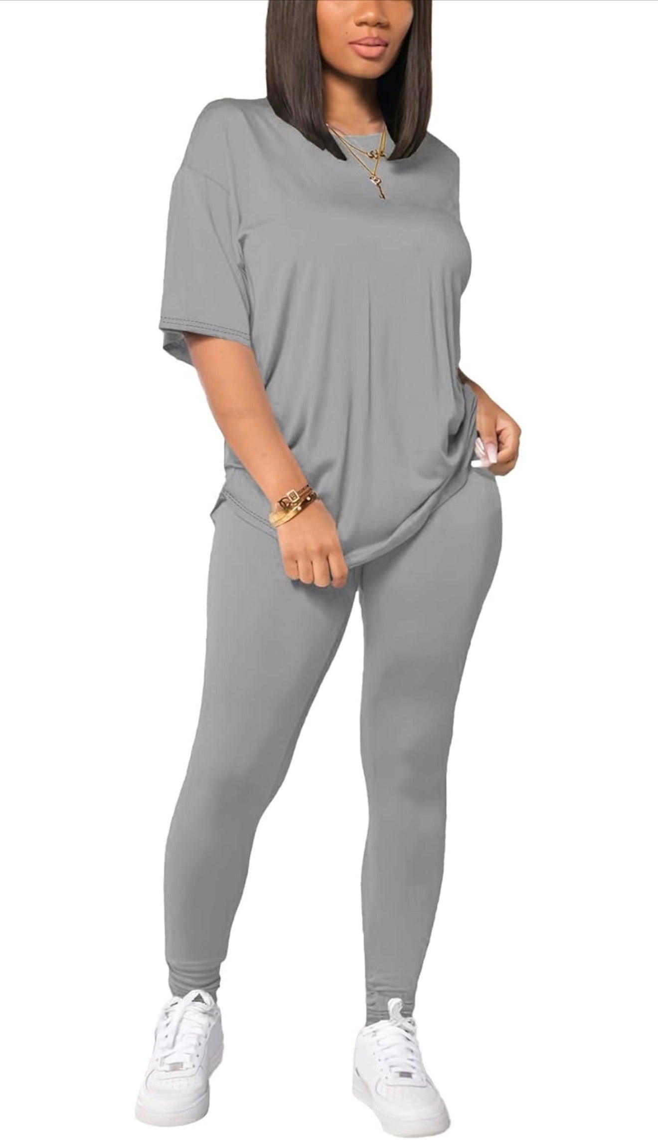 Conjunto deportivo Gris